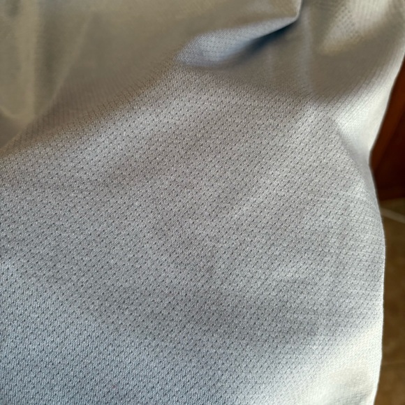 Lululemon Medium Metal Vent Tech Light Gray - Picture 4 of 4